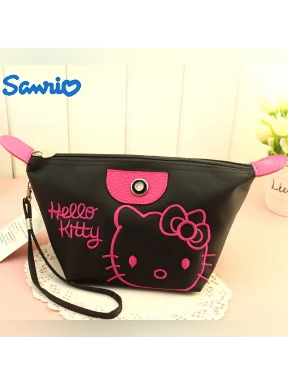 Hello Kitty Makeup Bag
